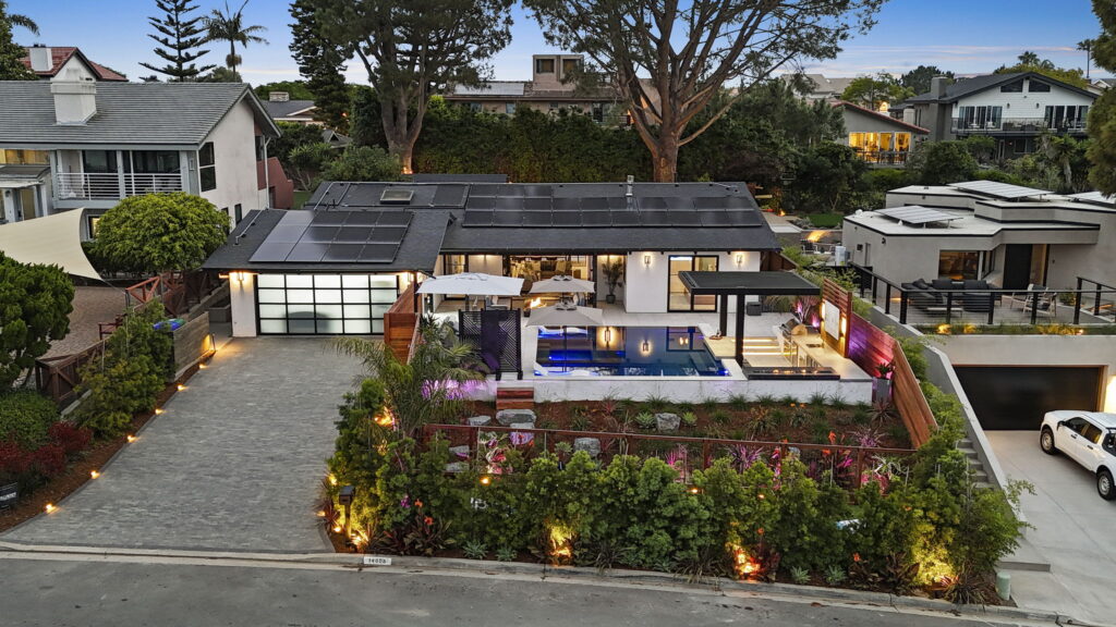 Backyard of Newly Remodeled Del Mar home by Evoscapes.